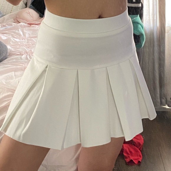 (SOLD!!) Rescue Me Pleat Mini Skirt from princessp - Picture 2 of 3